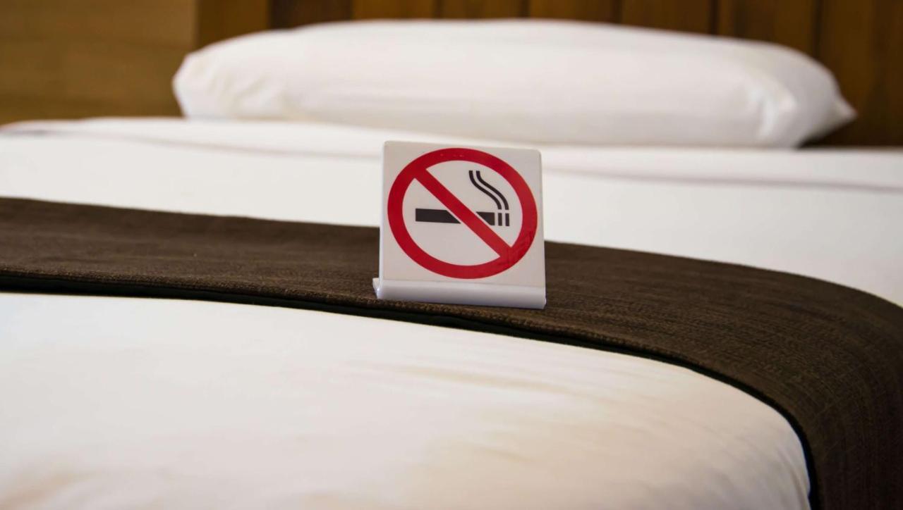 Magnuson Extended Stay And Suites Airport Hotel Ирвинг Экстерьер фото